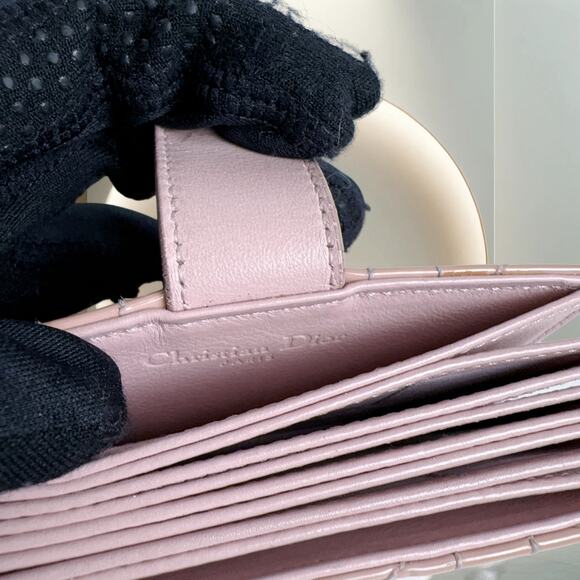 Christian Dior Lady Dior 5-gusset Card Holder (Sand) - Picture 5 of 6